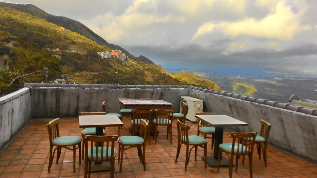Sunday Inn Jiufen Exteriör bild